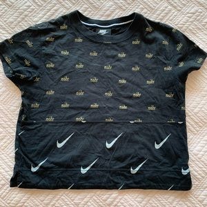 Nike crop top size Extra Small